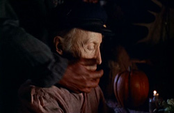 Michael Myers kills the hermit